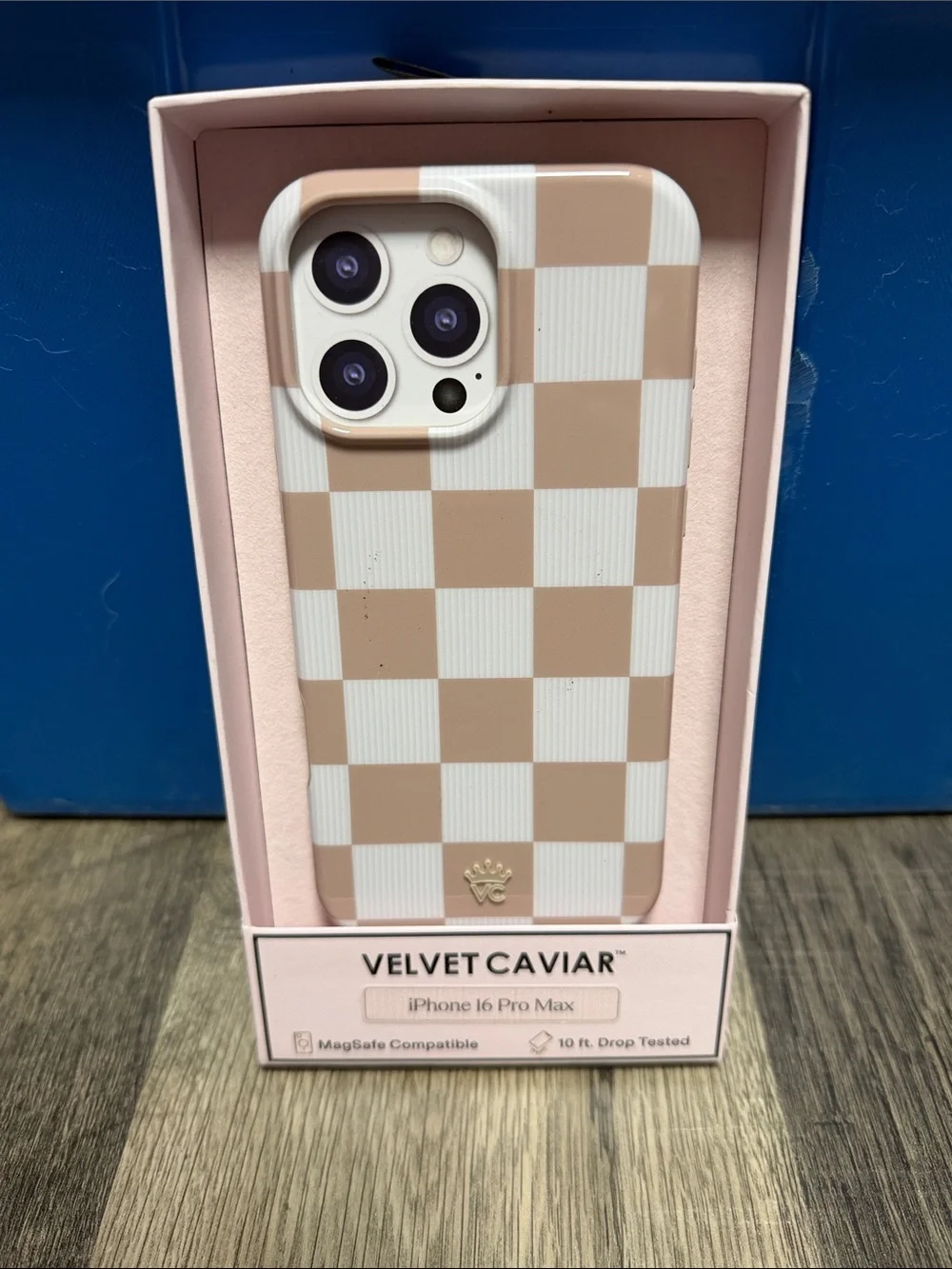 Velvet Caviar Beige & White Check iPhone 16 Pro Max Case - MagSafe Compatible